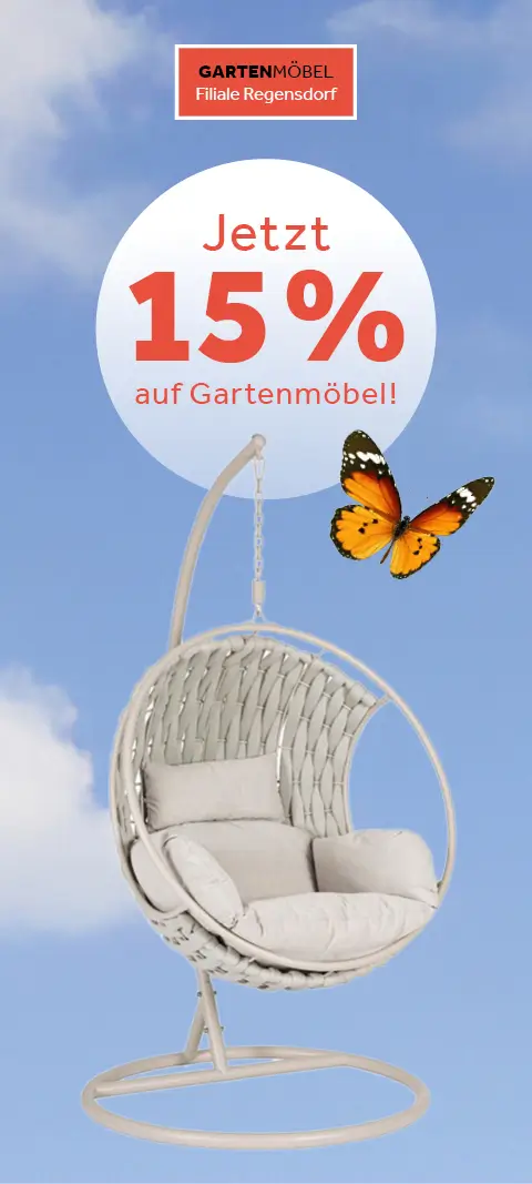 Im Himmel schwebt ein Hängesessel mit Kissen und ein Schmetterling. Daneben ein Kreis mit dem Text "Jetzt 15% auf Gartenmöbel!". Oben links ein Logo mit "Gartenmöbel".