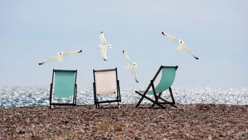 Maritime Möbel mit Urlaubs-Feeling - Wohnen wie an der Côte d'Azur